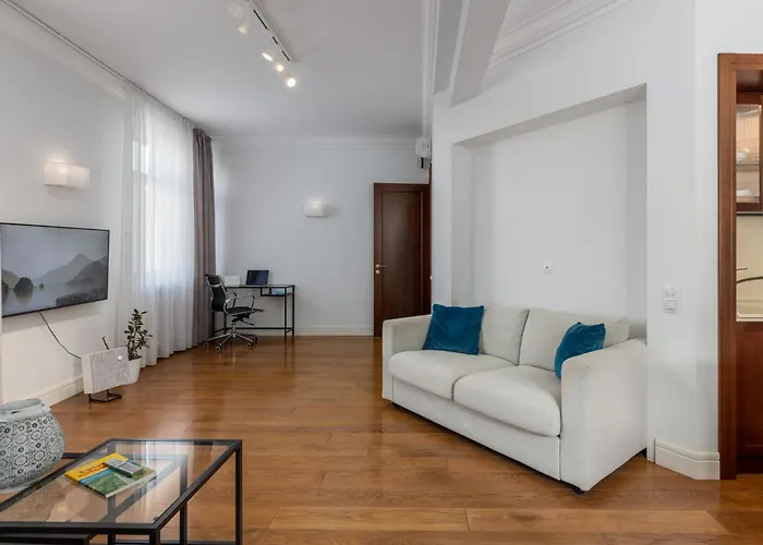 Old Lux View 公寓 *